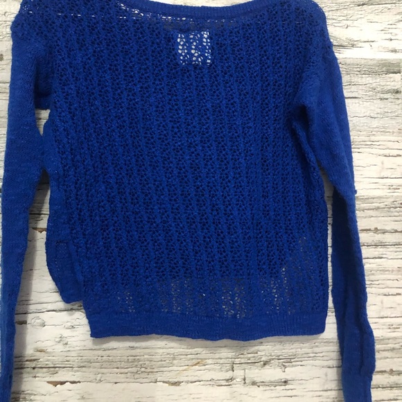 2 x Abercrombie & Fitch Girls cropped sweaters - Picture 3 of 6